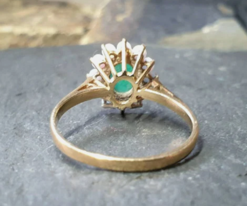 9ct GOLD Fire Opal & Green Stone Ring - Size uk L (us 5.75) - Hallmarked - 1.6g