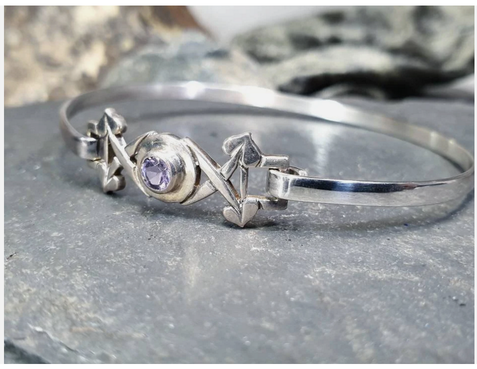 Sterling SILVER BANGLE Bracelet - with Light Purple Amethyst Stone - 7.4g