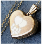 Vintage 9ct Gold Heart LOCKET Necklace - with two hearts on 18" Chain - 1.8g