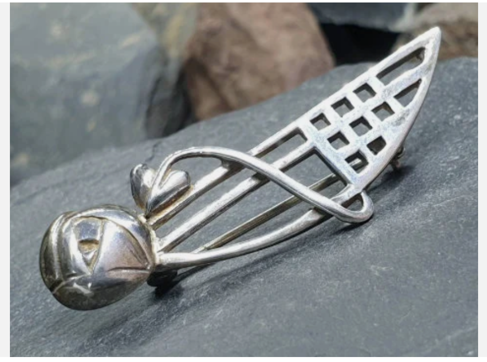 Vintage Celtic GLASGOW ROSE Brooch - Art Deco Style by Carrick - 4.2g