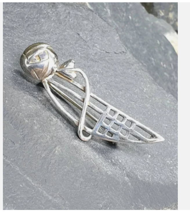 Vintage Celtic GLASGOW ROSE Brooch - Art Deco Style by Carrick - 4.2g