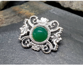 Vintage GREEN GEMSTONE BROOCH - Sterling Silver Edinburgh 1962 - 5.7g