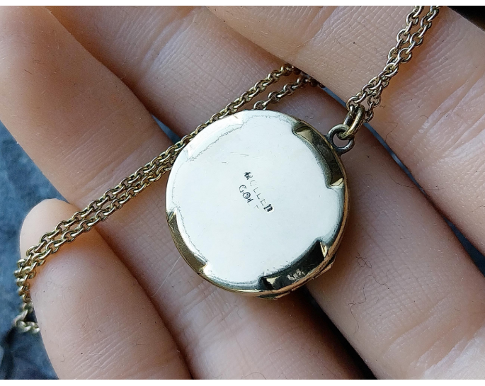 Vintage 9ct Rolled GOLD LOCKET Circular on 16" Chain - 6.3g