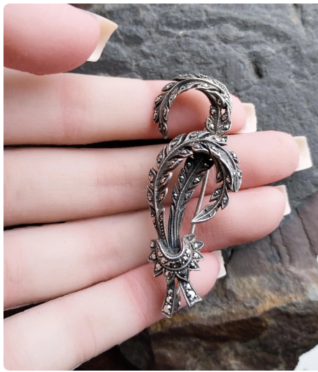 Vintage Marcasite Fern BROOCH - 11.3g