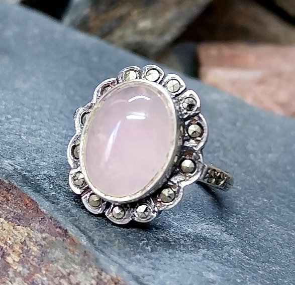 SILVER Art Deco RING with Large Rose Quartz Stone - uk size K 1/2 (us 5.5) - 4.6g