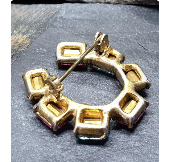 Vintage Coloured CZECH GLASS HORSESHOE Brooch - 8.4g