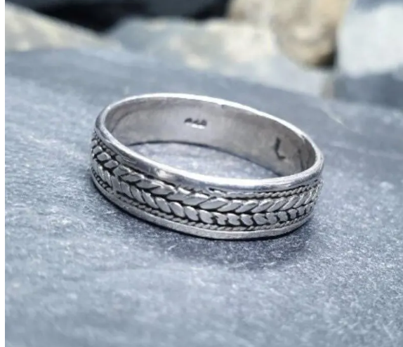 Sterling Silver  CELTIC Weave RING - Size S (us size 9) - 3.3g