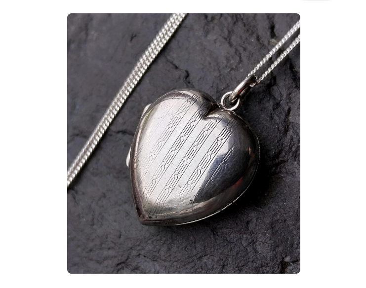 Antique Sterling Silver Heart Locket - Art Deco Style with 18" Chain - 4.5g