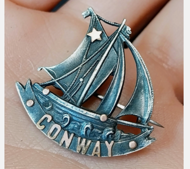 Antique Sterling Silver CONWAY Tourist Brooch - Celtic Boat, Ship - 4.4g