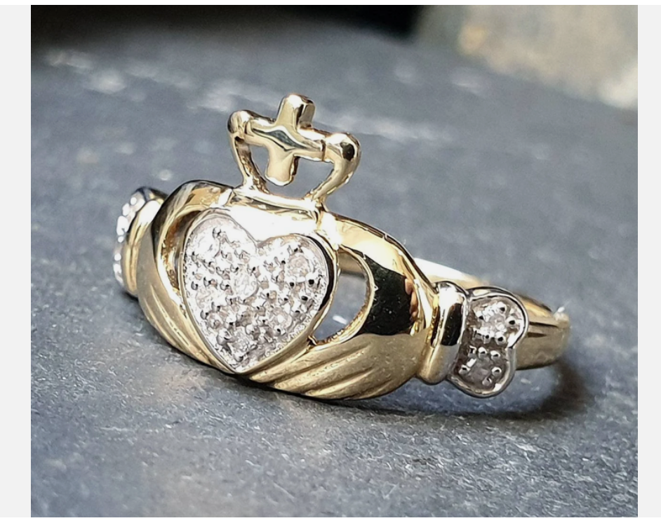 9ct GOLD & Diamond CLADDAGH Ring - Diamond Band - Size M (us size 6) - 1.7g