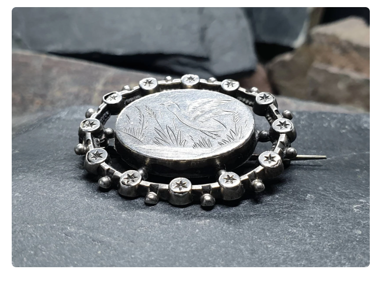 Victorian Silver Locket Brooch with Bird engraved design - 4.2g