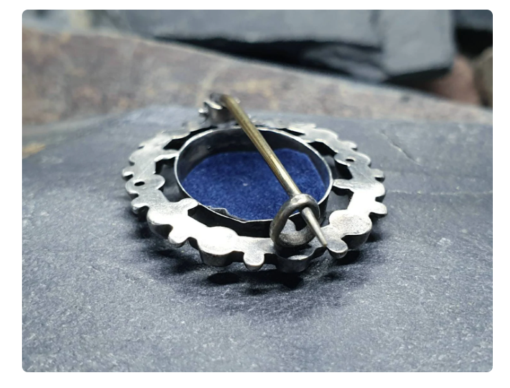 Victorian Silver Locket Brooch with Bird engraved design - 4.2g