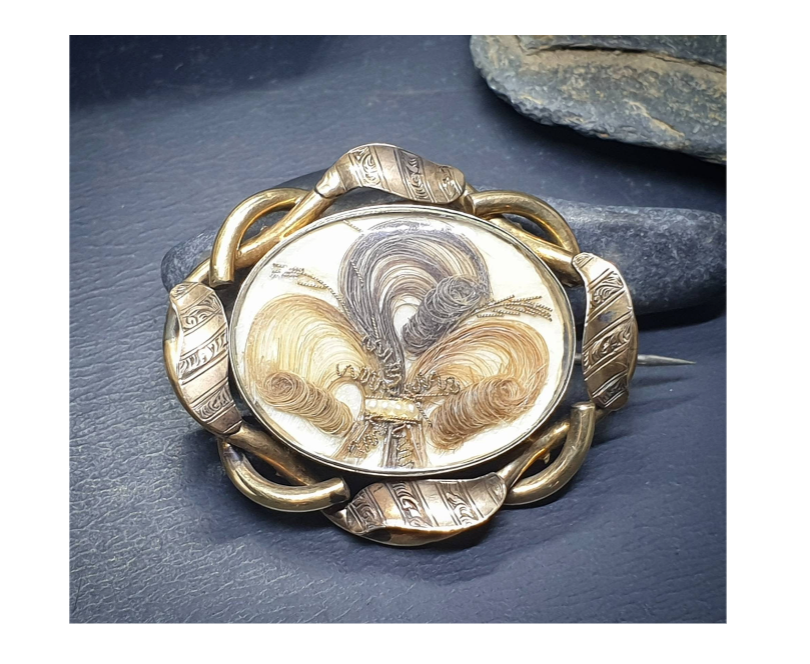 Antique 9ct GOLD MOURNING Hair Art Brooch - Victorian Memento Mori - 10.2g