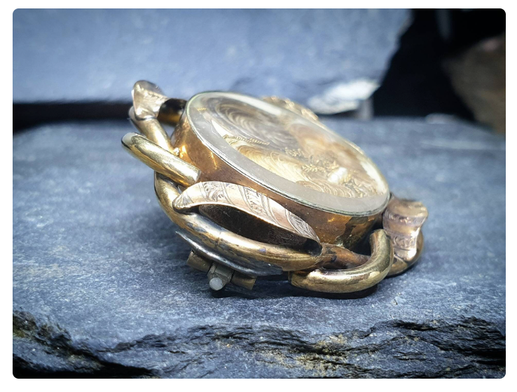 Antique 9ct GOLD MOURNING Hair Art Brooch - Victorian Memento Mori - 10.2g