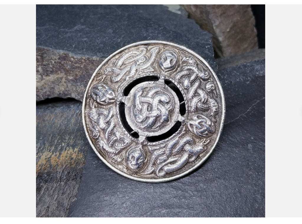 Large Vintage Celtic Shield Brooch - Hallmarked Chester c 1948 - 22.7g