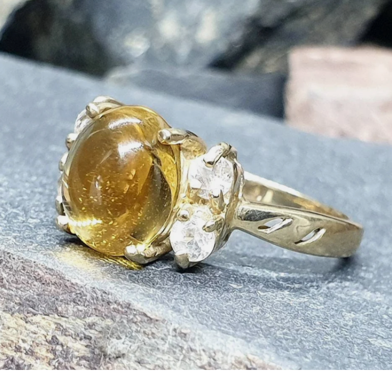 9ct GOLD Citrine Gemstone Ring - Size uk O (us 7) - 3.2g