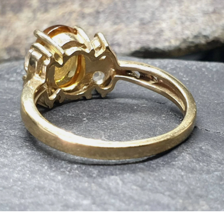 9ct GOLD Citrine Gemstone Ring - Size uk O (us 7) - 3.2g