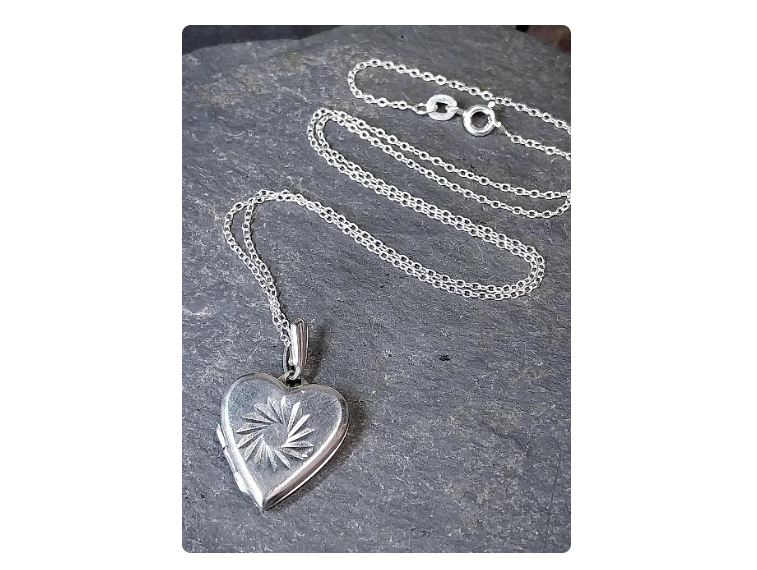 Sterling Silver HEART LOCKET with Swirl on 18" Chain - 4.6g