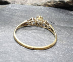 Vtg 9ct GOLD Illusion RING with Diamond - Size uk P 1/2 (us 8) - 1g