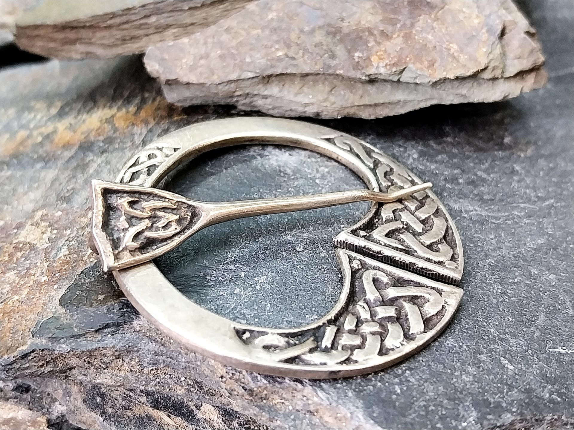 Vintage Scottish Silver CELTIC PENANNULAR Brooch c 1948 -  9.8g