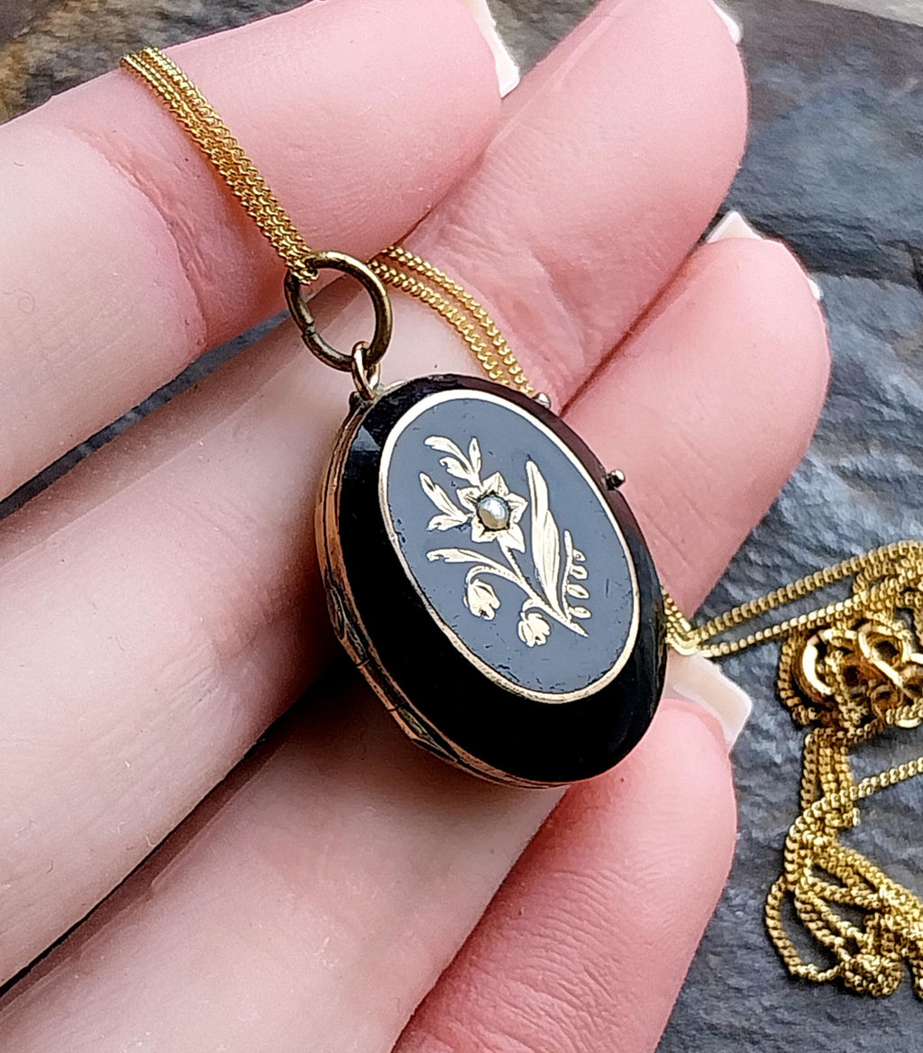 VICTORIAN Jet Black & 9ct Gold LOCKET - with 18" Chain - 6.5g