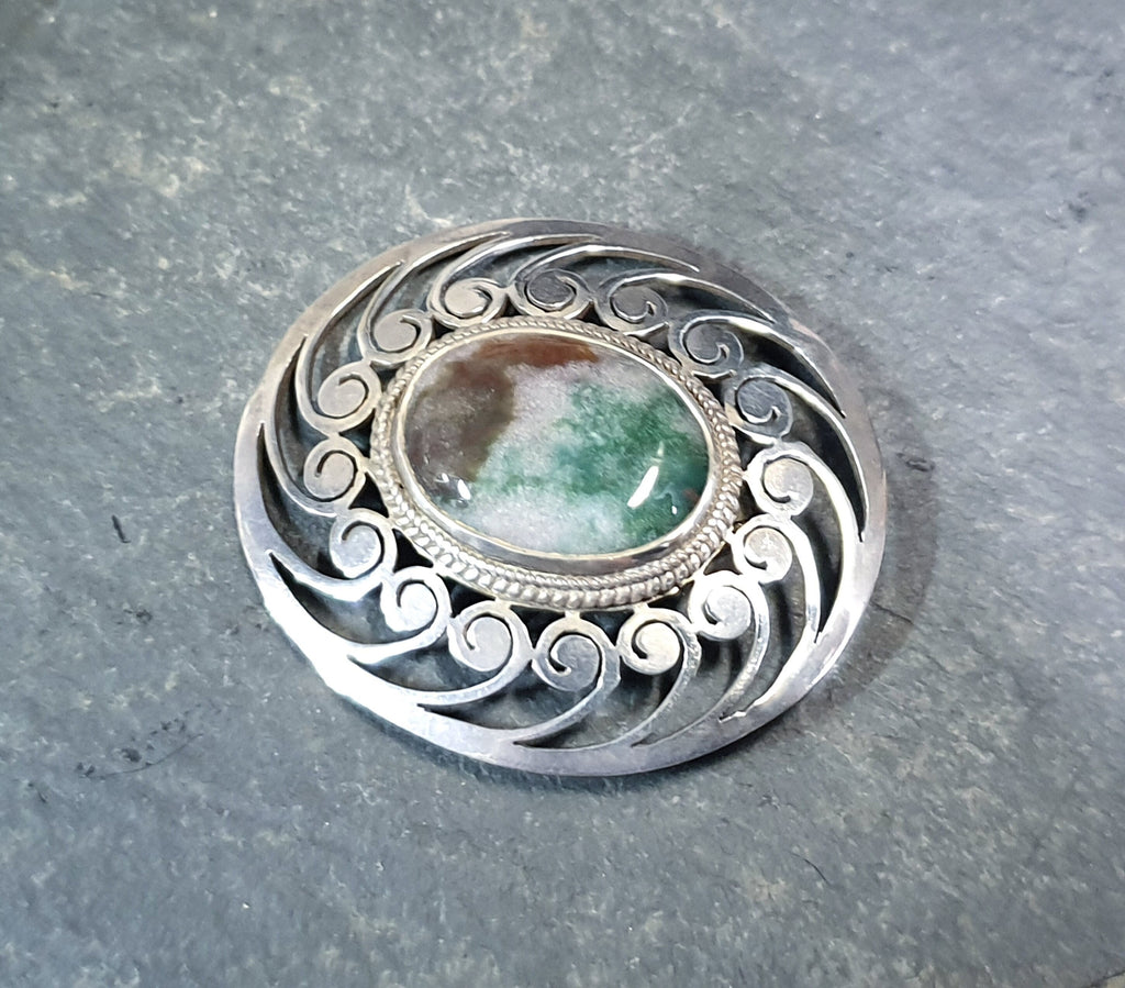 Large Sterling Silver Moss Agate Silver Brooch - 11.1g