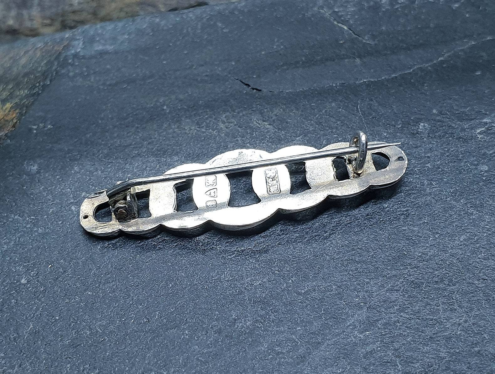 Antique Sterling Silver Lovers Knot Brooch - Edwardian Chester Hallmarks circa 1905 - 2.1g