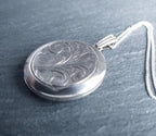 Vintage SILVER LOCKET Engraved Circular Design with 18" Chain - 5.2g