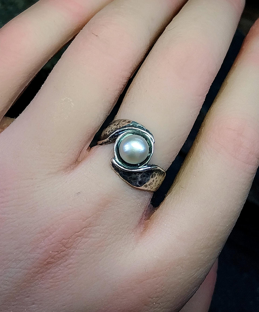 Vintage SILVER MOON Pearl RING - Ethereal - uk size L (6) - 3.1g
