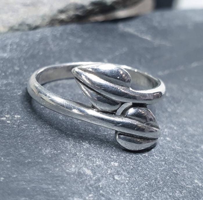 Vintage Sterling Silver Mackintosh Style Cecily Leaf Ring - Size uk O ( us 7) - 2.5g