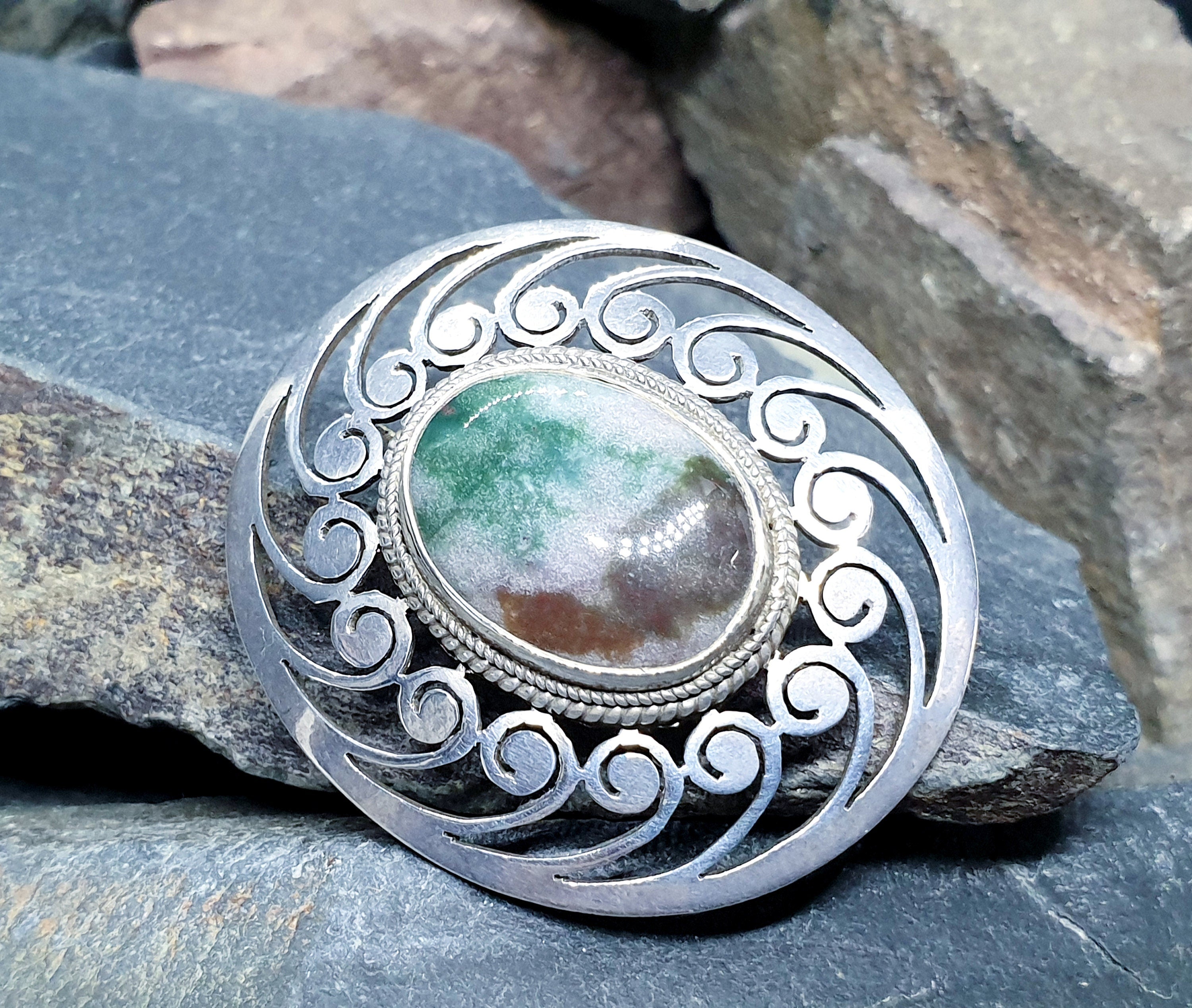 Large Sterling Silver Moss Agate Silver Brooch - 11.1g
