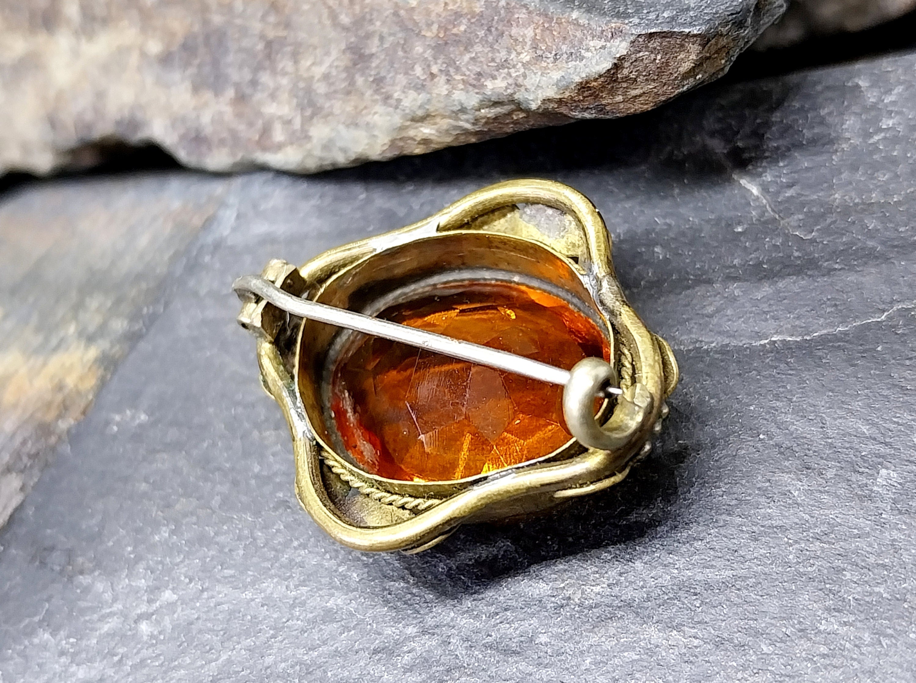 Antique Pinchbeck BROOCH with Brandy Orange Gemstone - 6g