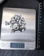 Vintage White ROSARY Beads - Old Prayer Beads and crucifix - 26" 11.3g