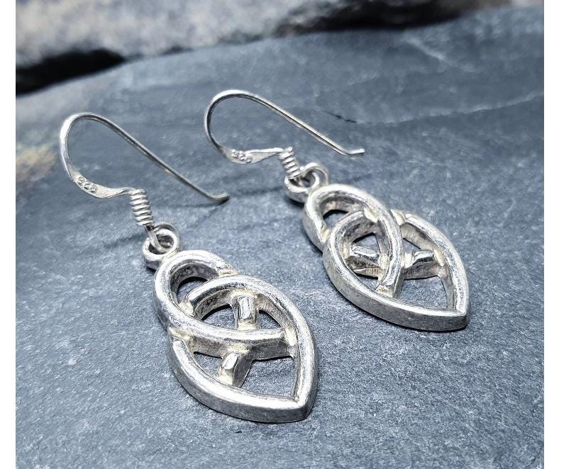 Sterling Silver CELTIC KNOT Dangling Earrings - 4.8g