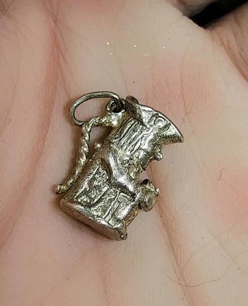 SILVER TOBY JUG Charm - Mini Beer Pint - Vintage Solid Sterling - 4.8g