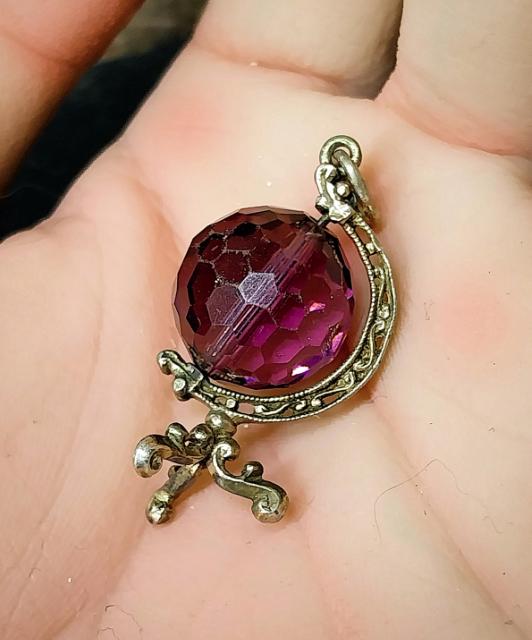 SILVER SPINNING GLOBE Bracelet Charm - Vintage Amethyst world - 6g