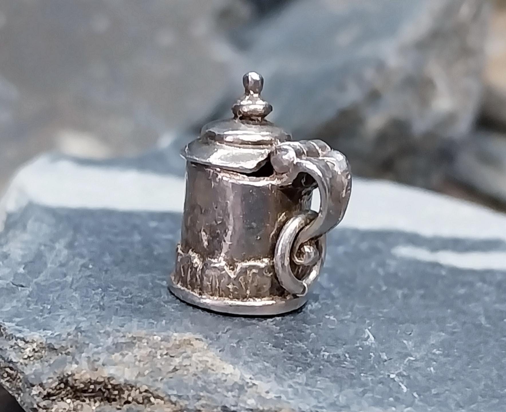 Tankard Jug Mug Charm - opening lid - 925 sterling silver - 2.7g
