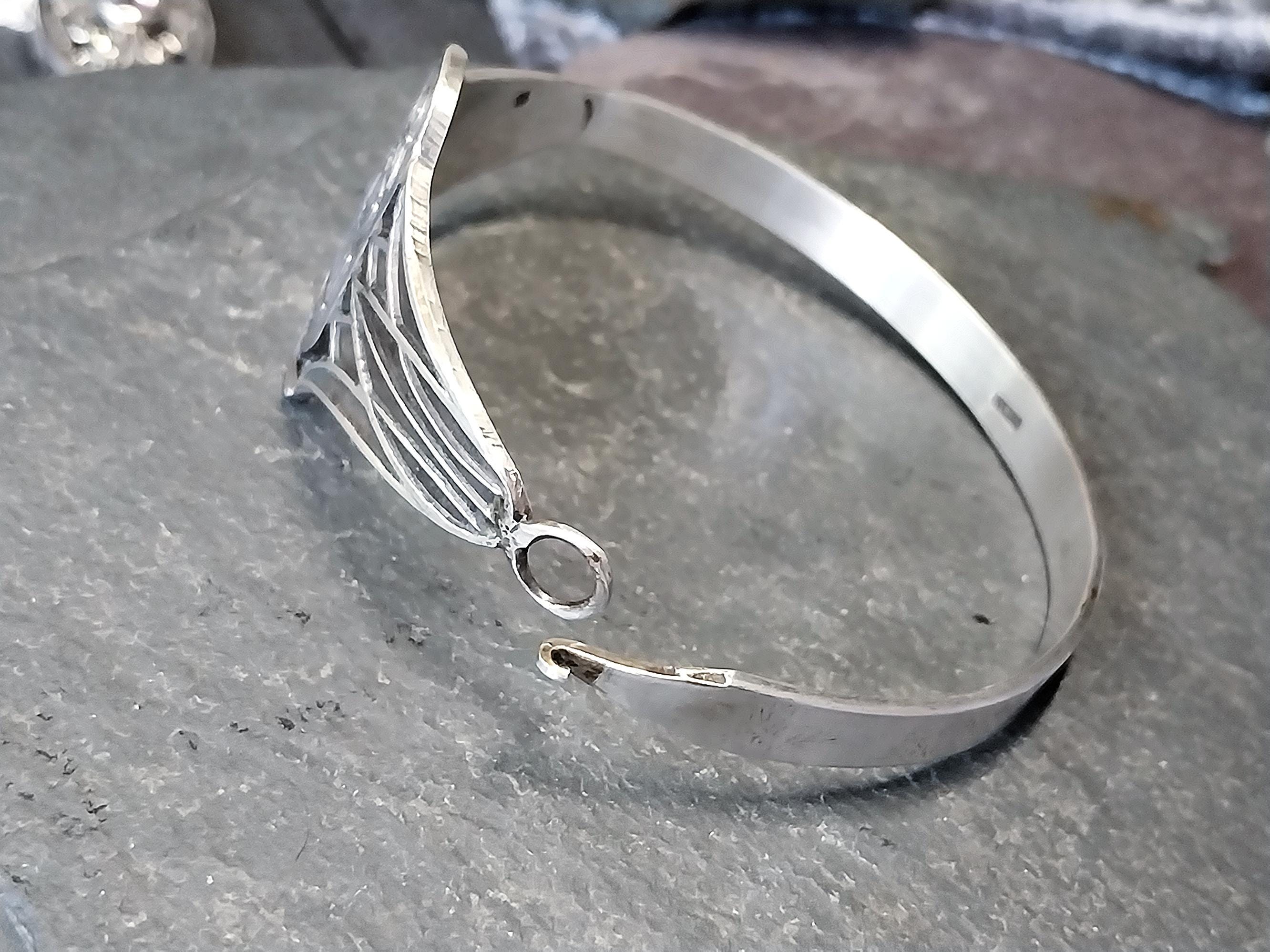 Vintage Sterling Silver Ra God ofCreation Bangle Bracelet - Egyptian - 21.7g