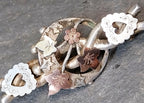 VICTORIAN CRESCENT MOON Brooch with hearts - Hallmarked 1899 - 4.3g
