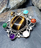 Vintage Sterling Silver Brooch with Celtic Design and Agate Gemstones  - 12.2g