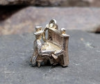 Vintage Silver PIANO MAN Charm - for bracelet or miniature model - 2g