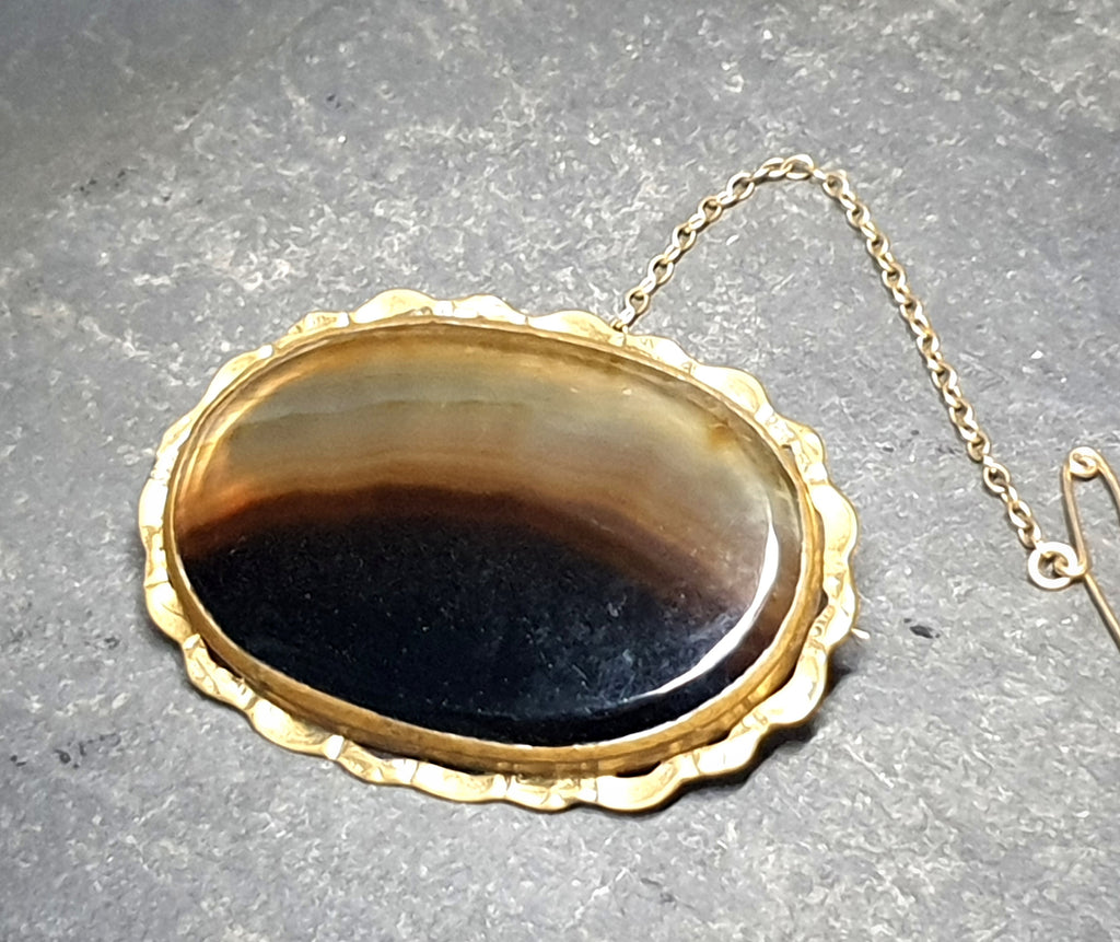 Antique Victorian Brooch - Landscape Banded Agate - 12.8g