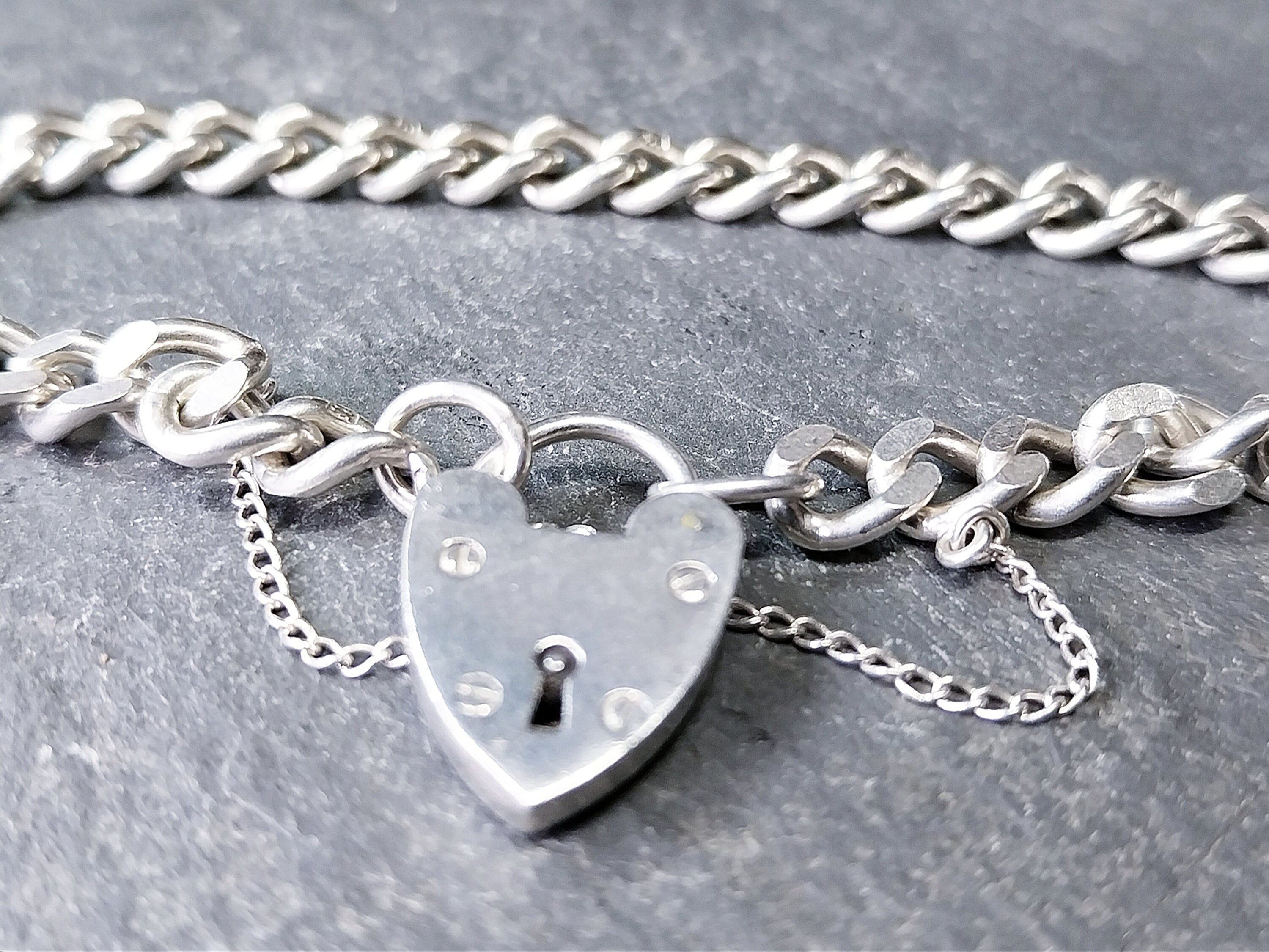 GEORG JENSEN Silver Link Bracelet with Heart Clasp Padlock - 17.9g