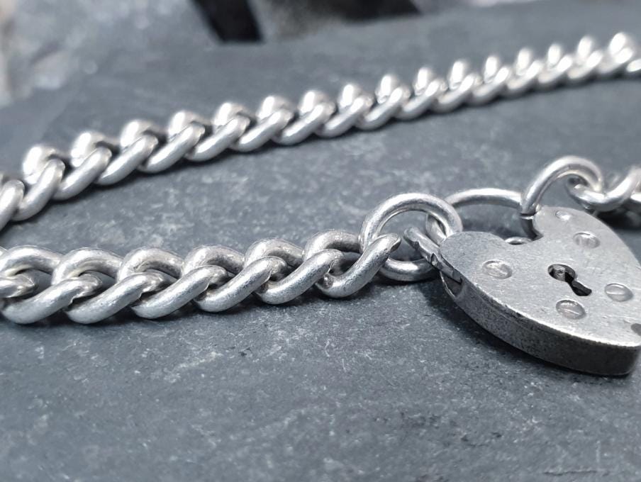Vintage SILVER LINK BRACELET with 1885 3 Pence Coin Charm 17cm - 19.1g