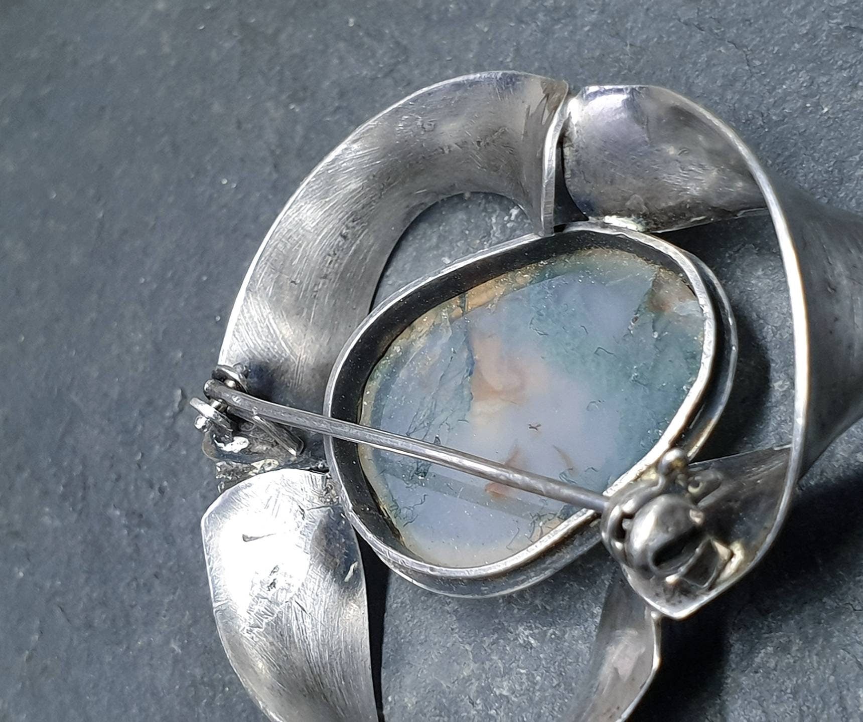 Vintage Modernist Moss Agate Silver Brooch - Sterling Silver - 9.2g