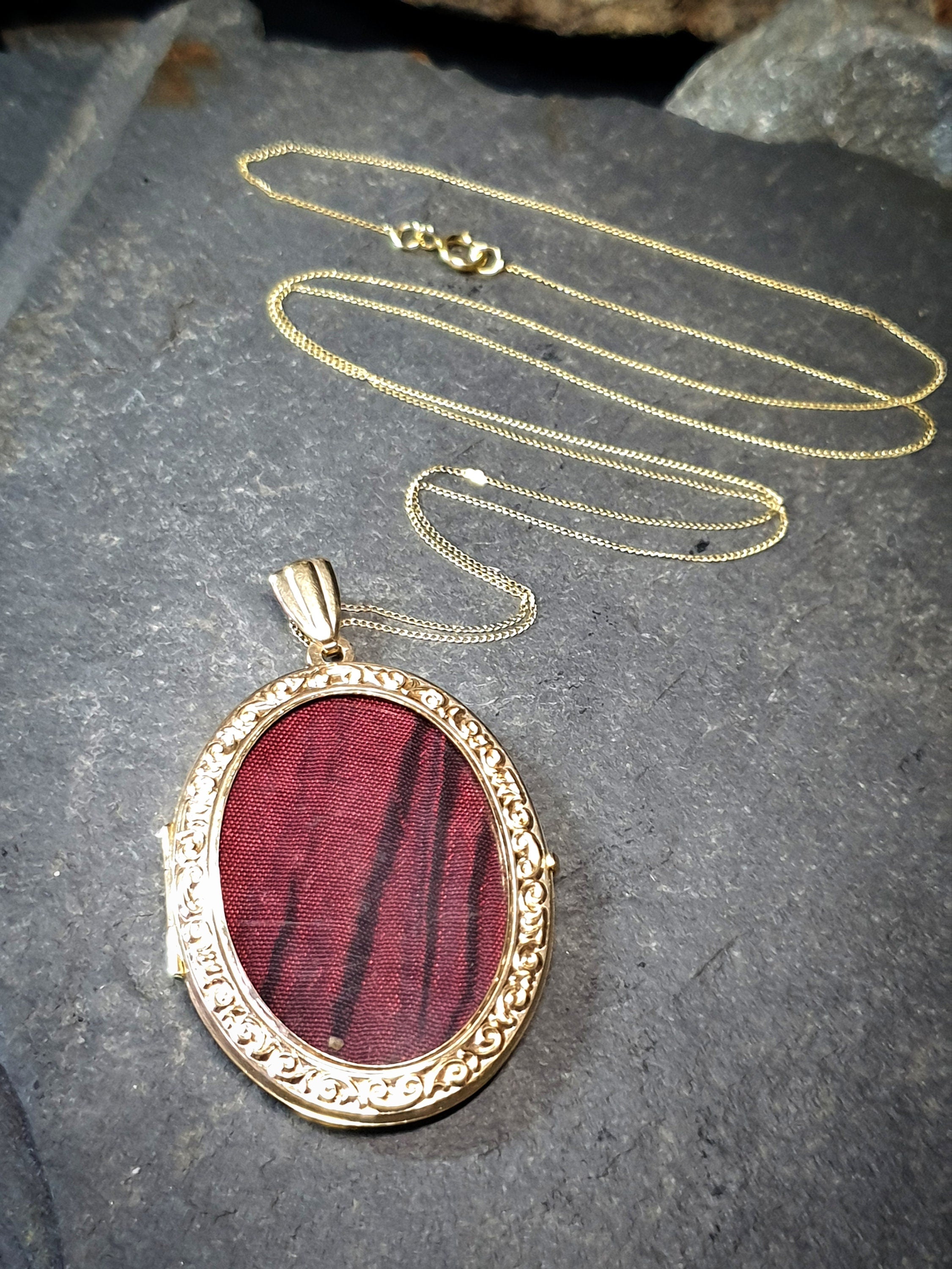 Vintage 9ct GOLD Open Photo Locket - up 4 photos on 20" Chain - 4.7g