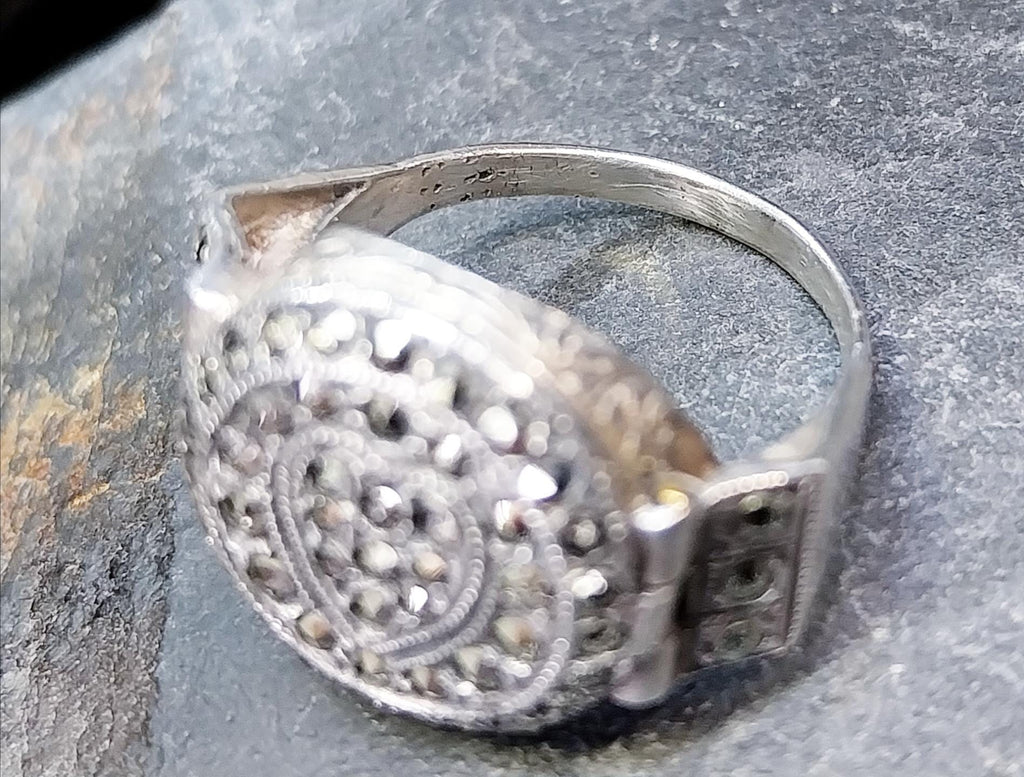 Vtg SILVER POISON LOCKET Ring - (secret compartment) Size uk M  (us 6) - 6.5g