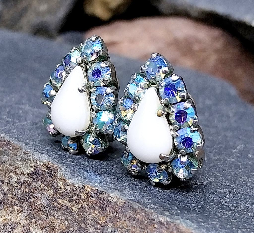 Vintage EARRINGS Blue Aurora Borealis Clip On - 3.7g