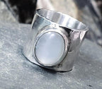 Wide Sterling Silver Moonstone Ring - uk size Q (us 8) - 16.1g