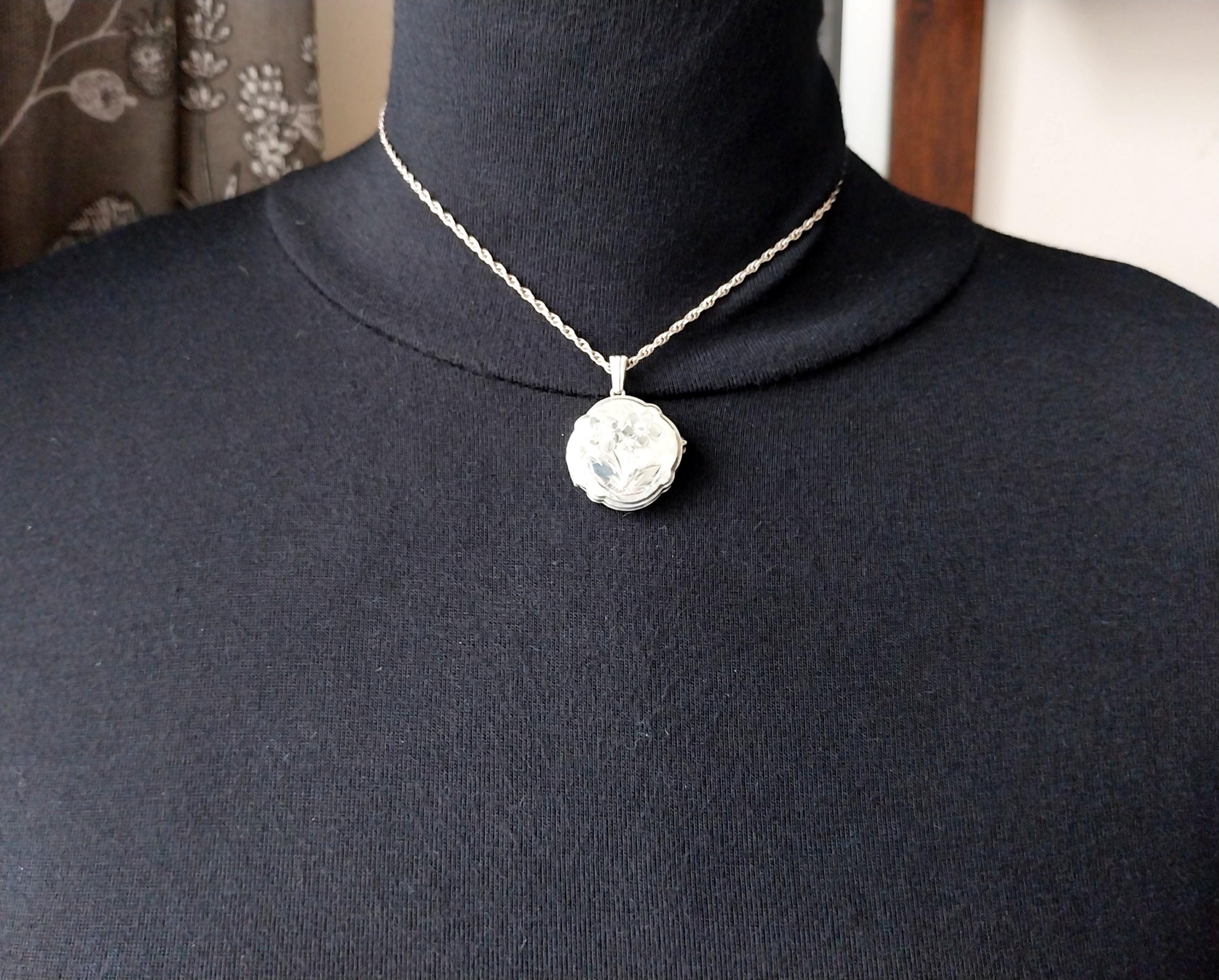 Vintage Georg Jensen SILVER LOCKET Necklace - Unusual Circle with 2 flowers on 16" Chain - 7g